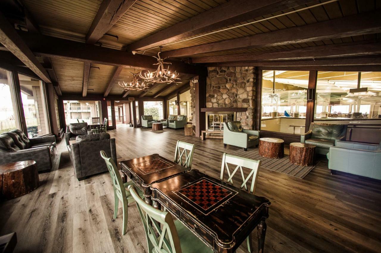 דלבן Lake Lawn Resort מראה חיצוני תמונה