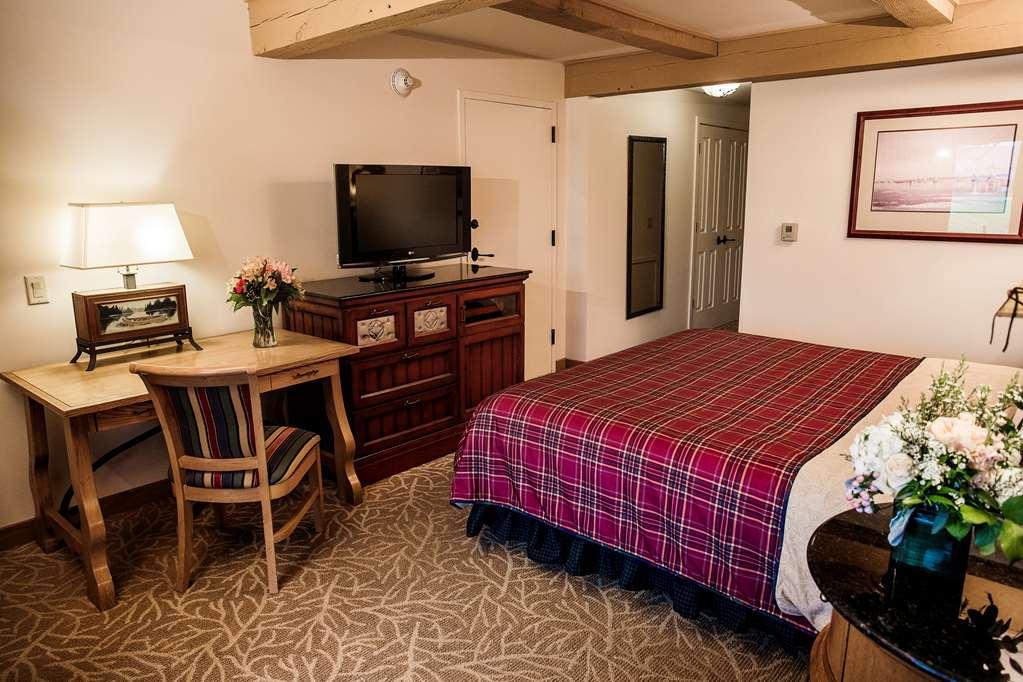 דלבן Lake Lawn Resort חדר תמונה