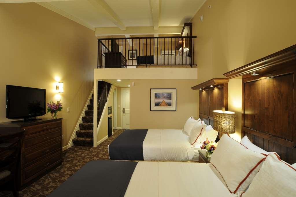 דלבן Lake Lawn Resort חדר תמונה